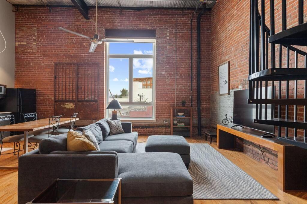 Cajun Stays-Buchanan Loft #4 Lafayette Εξωτερικό φωτογραφία