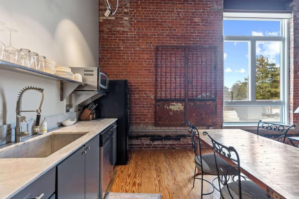 Cajun Stays-Buchanan Loft #4 Lafayette Εξωτερικό φωτογραφία